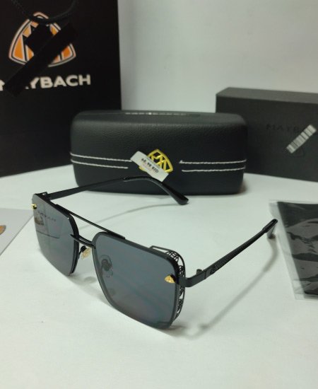 May Bch17-Black Logo Frame Sunglasses - exportleftoverpk