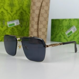 Gucci Sunglasses GG06