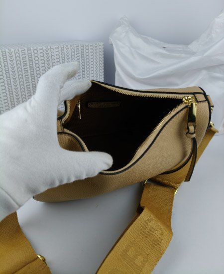 Marc Jacobs Skin Handbags - Image 7