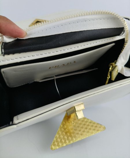 Prada Handbag White PD01 - Image 4