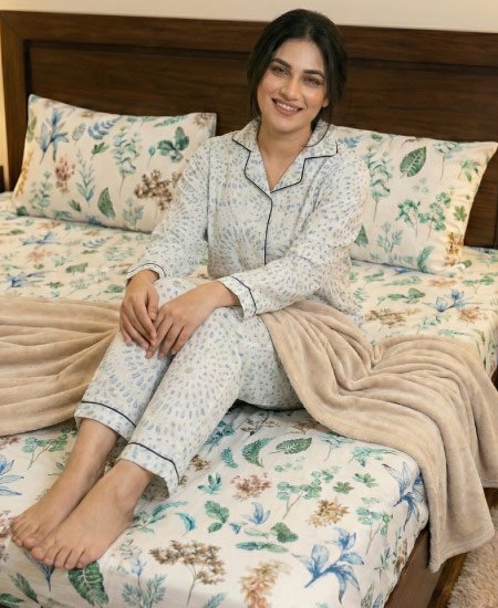 Zara Ladies Night Suit Accent Circle - Image 2